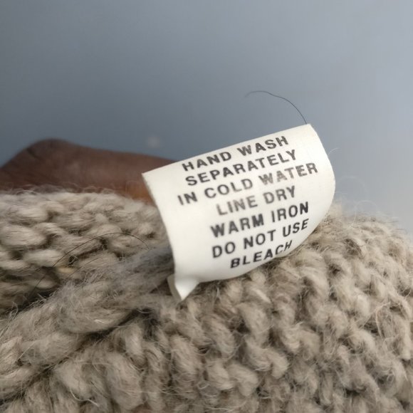 Canada Maple Leaf Intarsia Coastal Fisherman sweater 100% Wool neutral Oatmeal - Picture 4 of 6